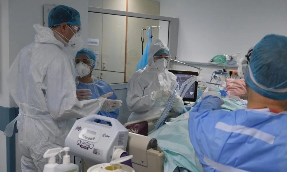 Θεσσαλονίκη: Διασωληνωμένος 47χρονος πατέρας 3 παιδιών σε ΜΕΘ